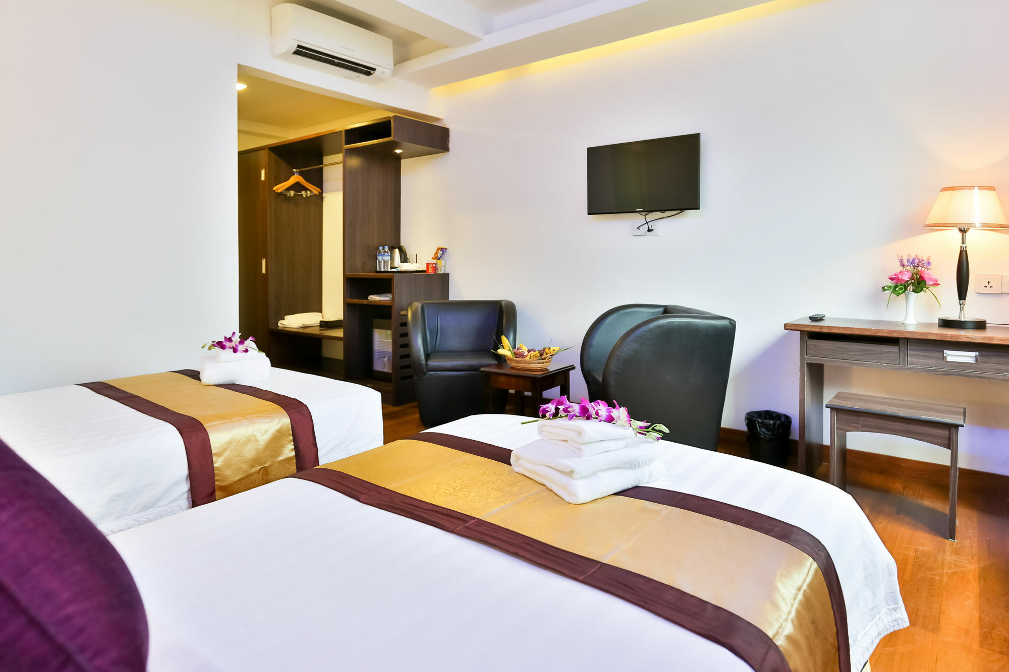 Sky View Hotel Yangon Dış mekan fotoğraf