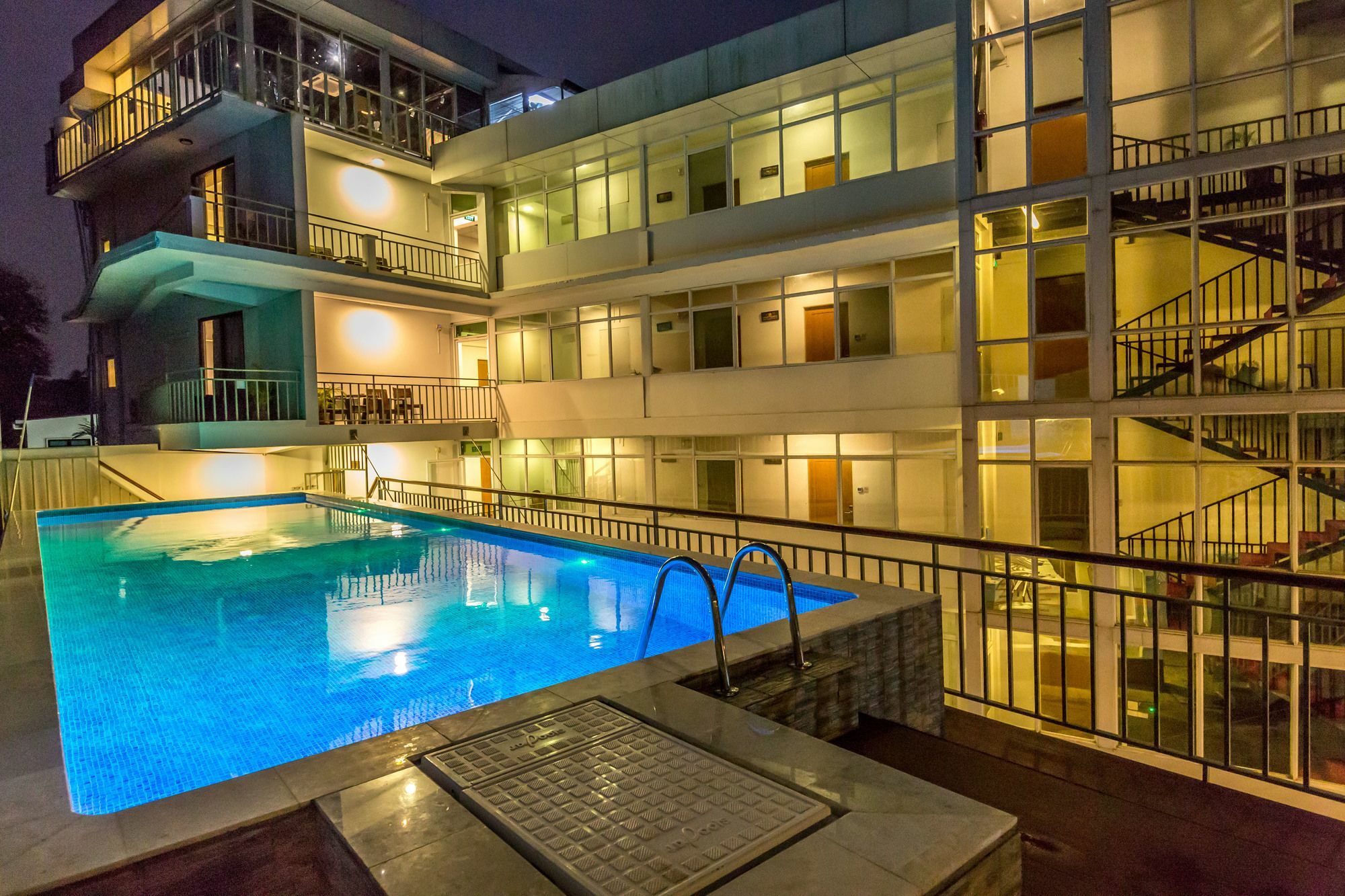 Sky View Hotel Yangon Dış mekan fotoğraf