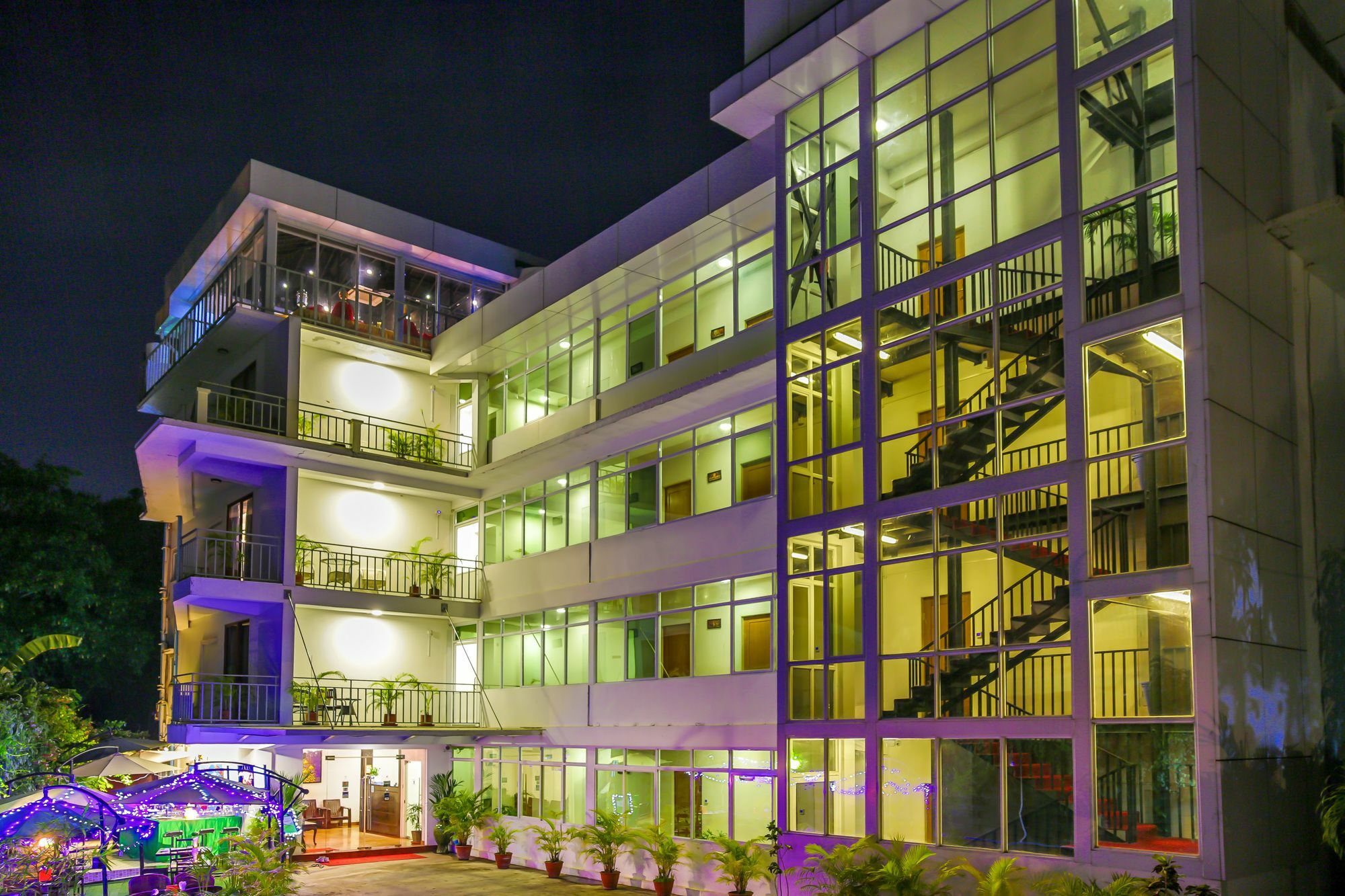 Sky View Hotel Yangon Dış mekan fotoğraf