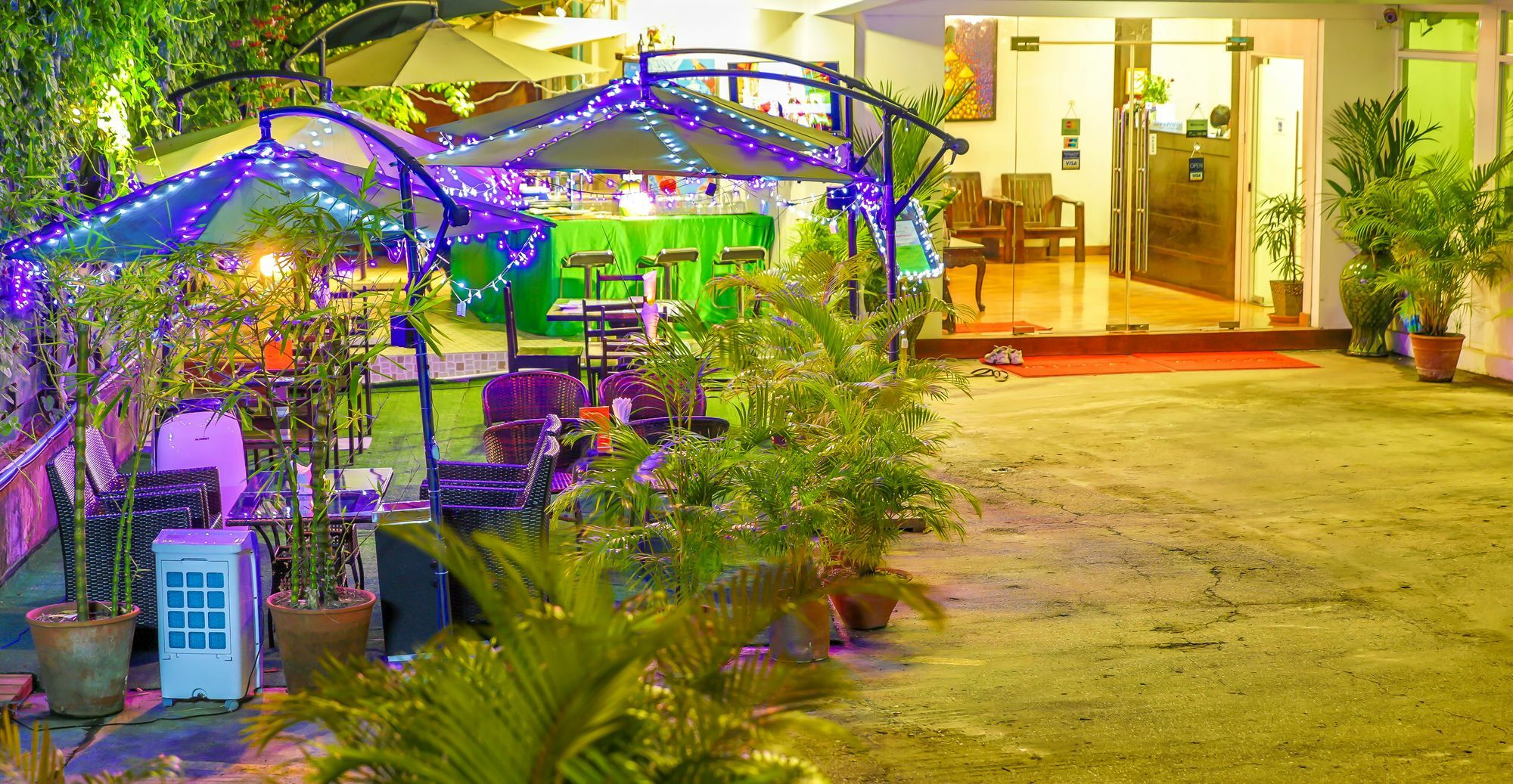 Sky View Hotel Yangon Dış mekan fotoğraf